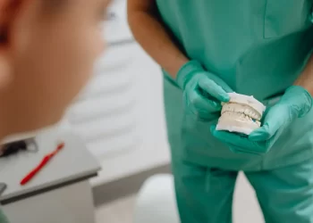 Prosthodontist