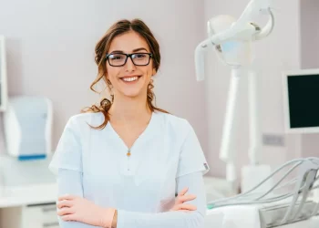 Risks and Complications of the All-on-4 Dental Implant Procedure.